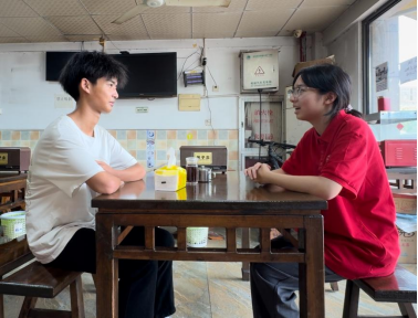 丝路潮涌港城韵，双贤故里文脉长