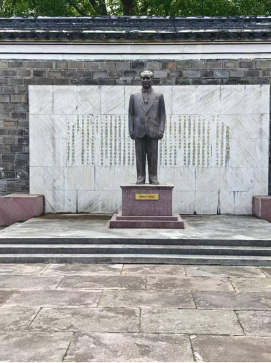 丝路潮涌港城韵，双贤故里文脉长